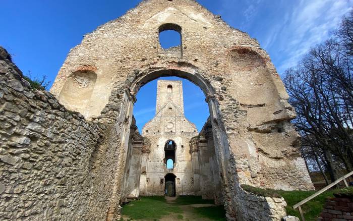 Romantická chalúpka na polosamote