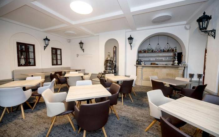 Restaurace