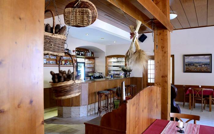 Restaurace
