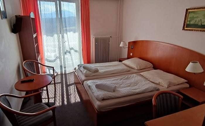 Třílůžkový pokoj