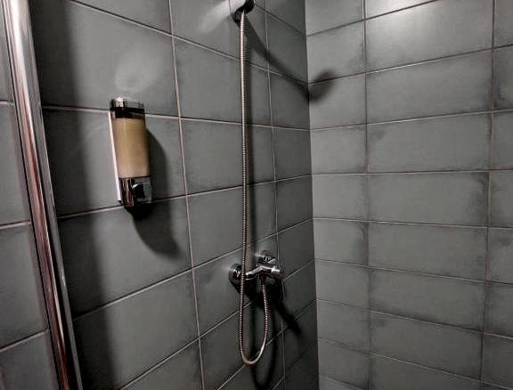 Izba s 2 oddelenými posteľami