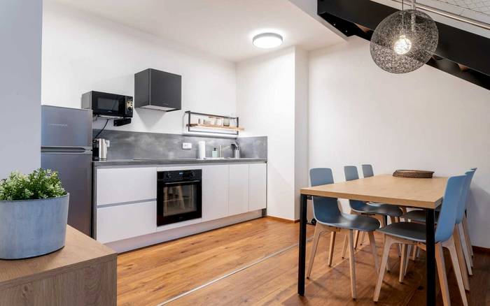 3.19 Rodinný Mezonetový apartmán se 2 ložnicemi a balkonem