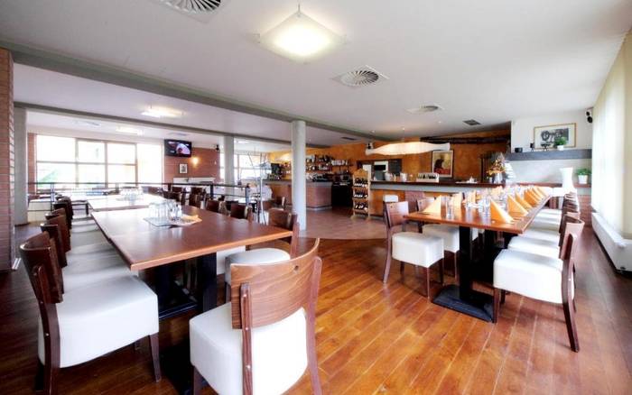 Restaurace
