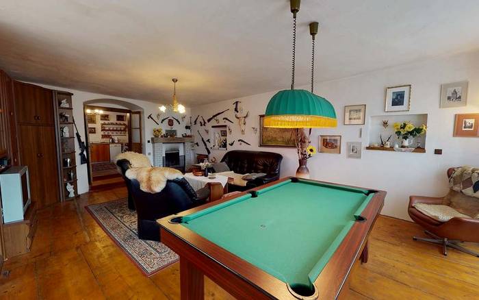 billiard