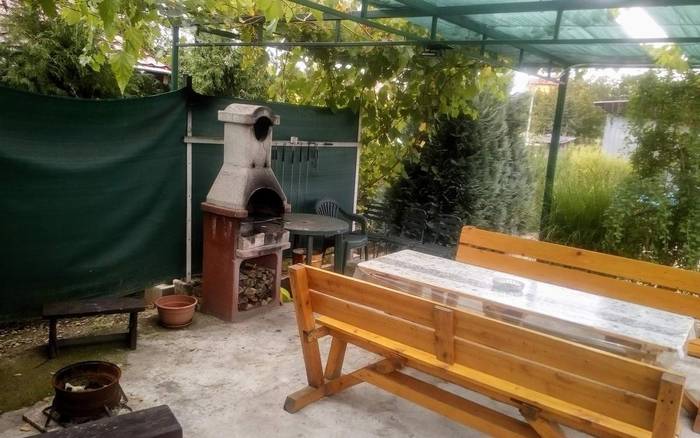 Vonkajšiie posedenie pri grile
