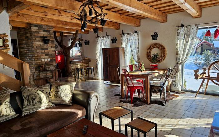 Tri chalúpky na Mýte