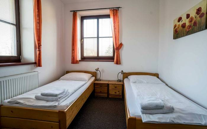 Dvoulůžkový pokoj Standard s oddělenými postelemi a přistýlkou