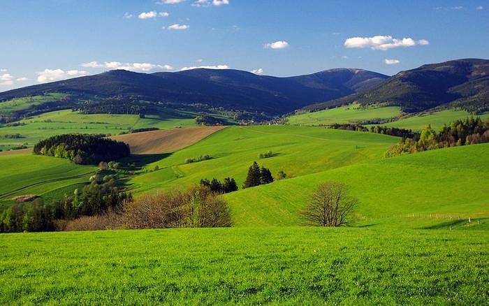 Králíky, město sněhu, pevností i krásných rozhledů