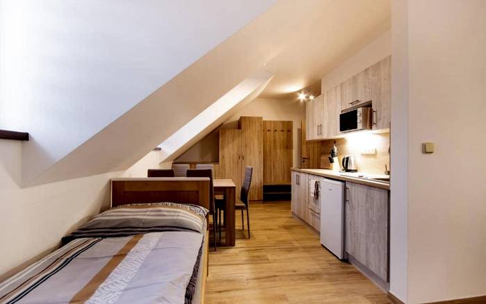 Čtyřlůžkový apartmán s přistýlkou
