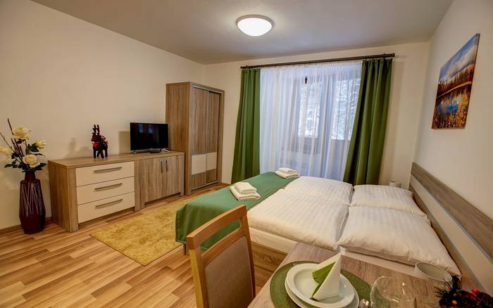 Štúdiový apartmán STANDARD s balkónom [2+1]
