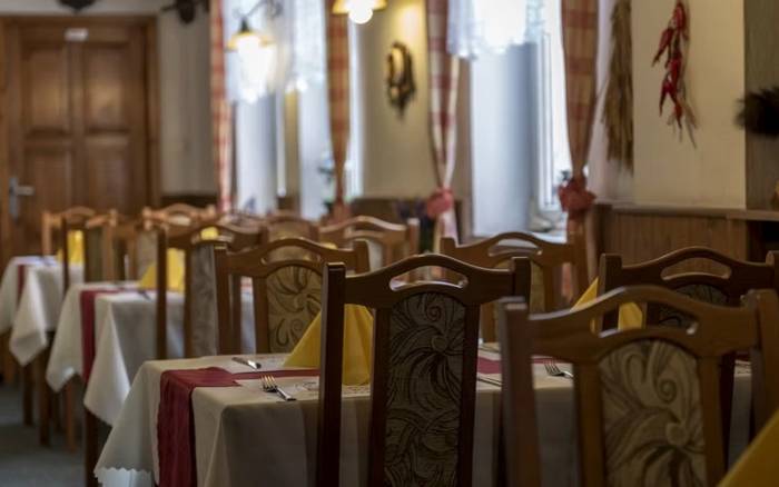 Restaurace