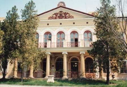 Pałac biskupi w Močenku