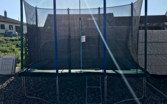 Trampolína