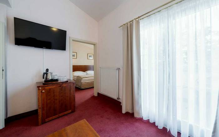 DeLuxe suite s balkonem a přistýlkou