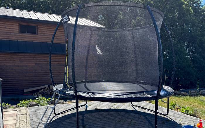 Trampolína