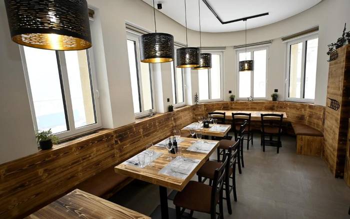 Restaurace