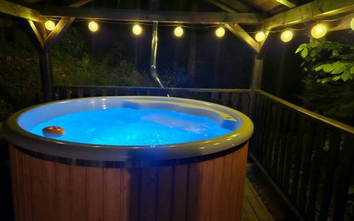 Vonkajšia kaďa na pevné palivo 