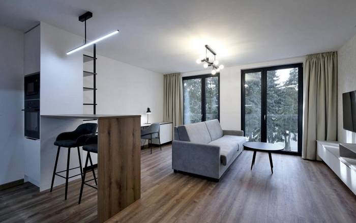APARTMÁN S BALKONEM