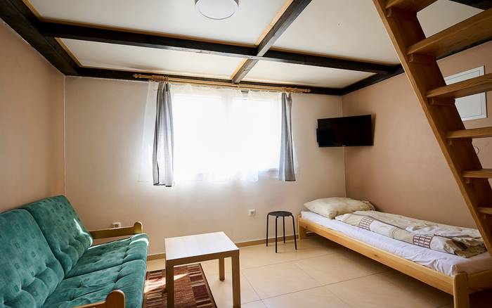 Spodní místnost na chatce