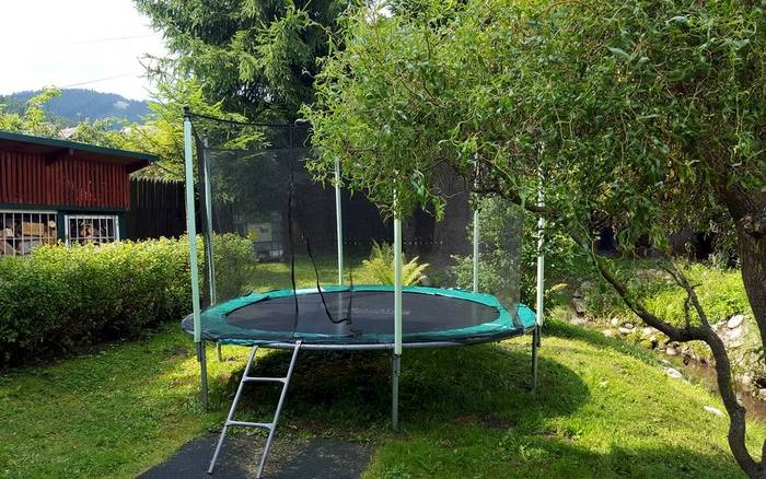 Trampolína
