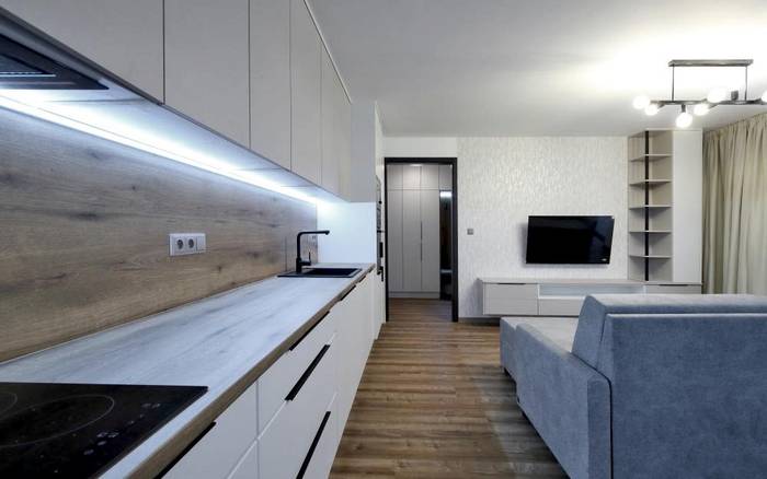APARTMÁN S BALKONEM