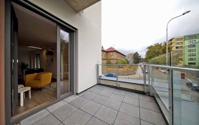 Apartmán Standard s terasou a výhledem na město