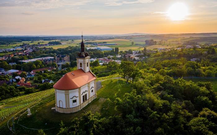 Váté písky u Bzence, Bzenecký hrad