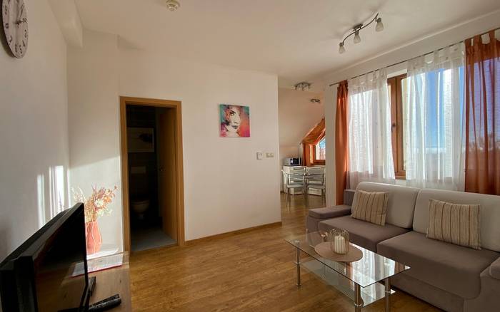 Apartmán s výhľadom na rieku, podkrovie