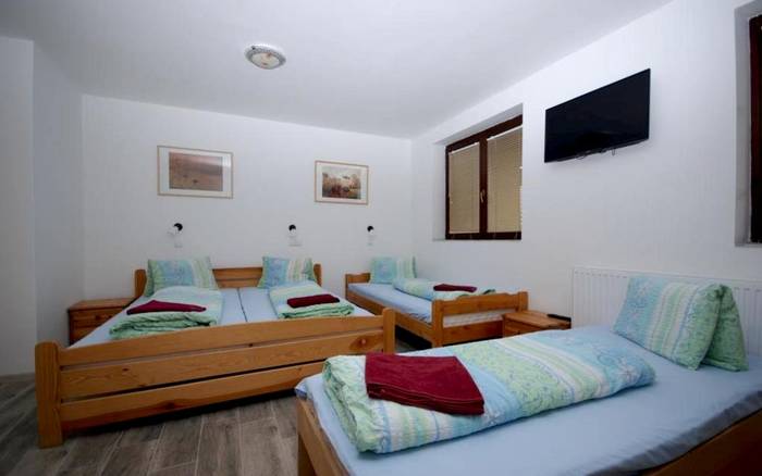 Třílůžkový pokoj s kuchyňkou a přistýlkou