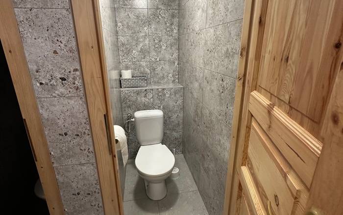 WC 2