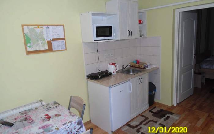 4-lôžkový apartmán s oddelenou spálňou