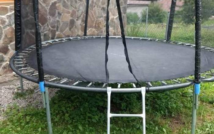 Trampolína