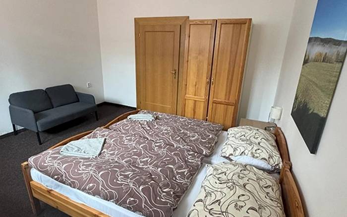 Dvoulůžkový pokoj s oddělenými postelemi – bezbariérový 14