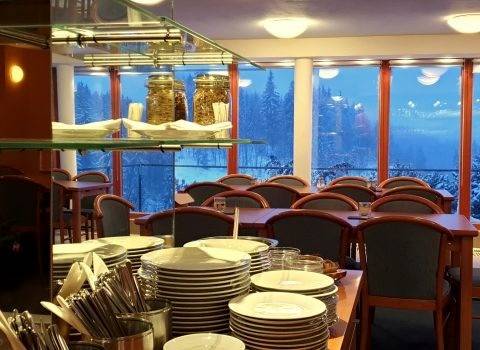 Restaurace