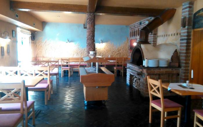 Bar s restaurací