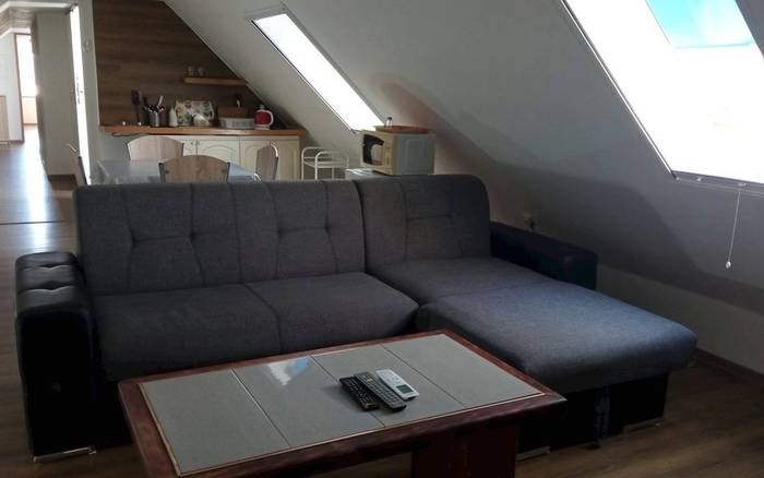 Apartmán na poschodí s klimatizáciou