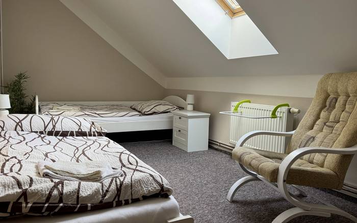 Čtyřlůžkový apartmán s 2 ložnicemi
