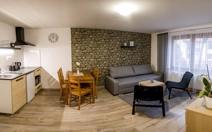 Apartmán č. 2 s balkónom