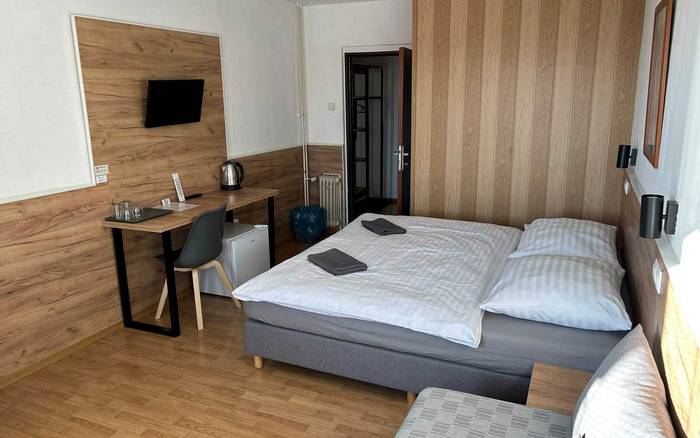 Dvojlôžková izba s možnosťou prístelky s balkónom