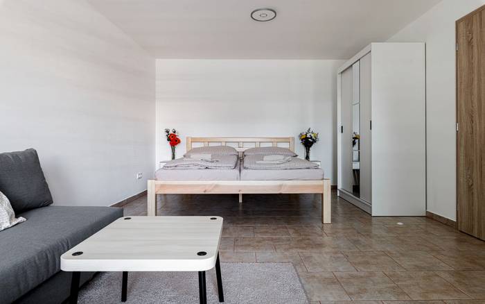 Apartmán v přízemí s terasou