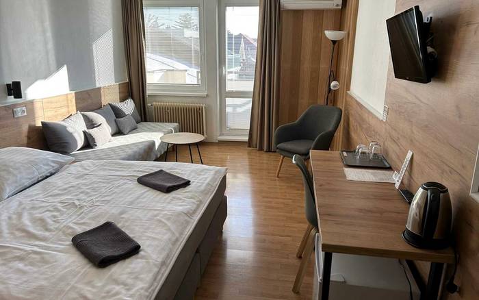 Dvojlôžková izba s možnosťou prístelky s balkónom