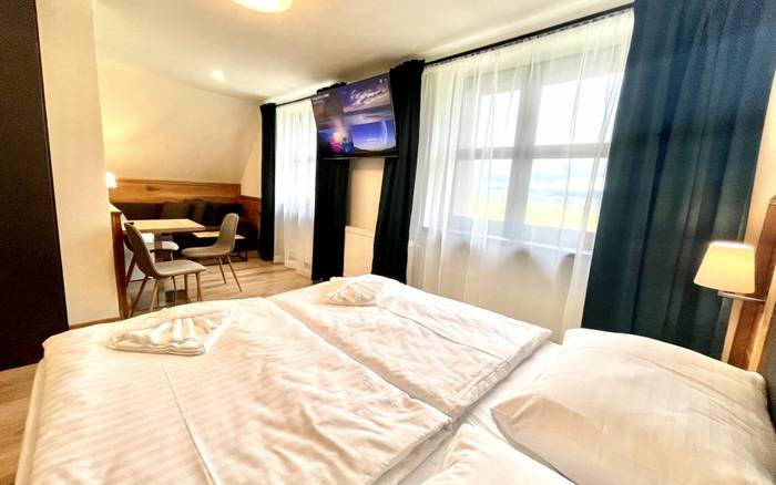 Villa Pinus dvojlôžková izba SUPERIOR bez balkóna