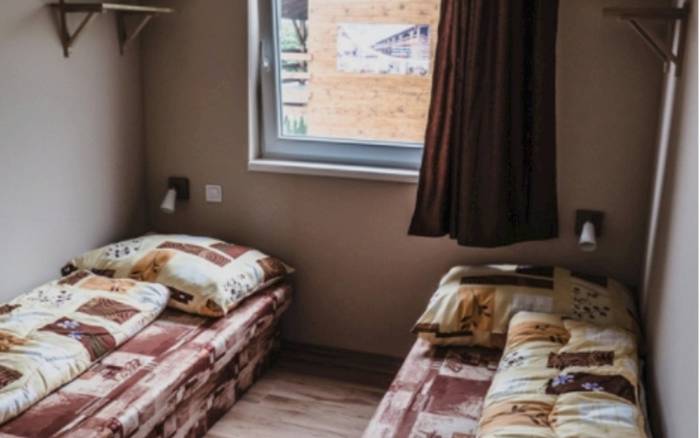 Apartmán 4 + 1 s terasou v chate E
