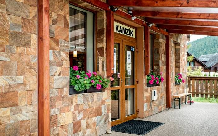 Apartmánový dom Kamzík - vstup