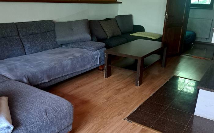 OObývačka s 3 prístelkami na 1.poschodí