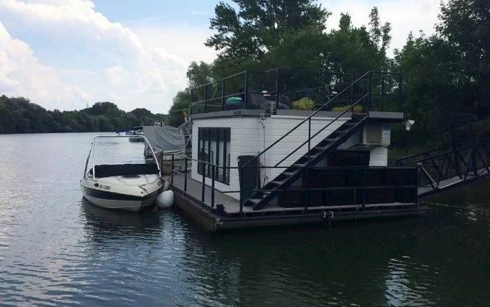 Hausboat life is good - Komárno - cottages