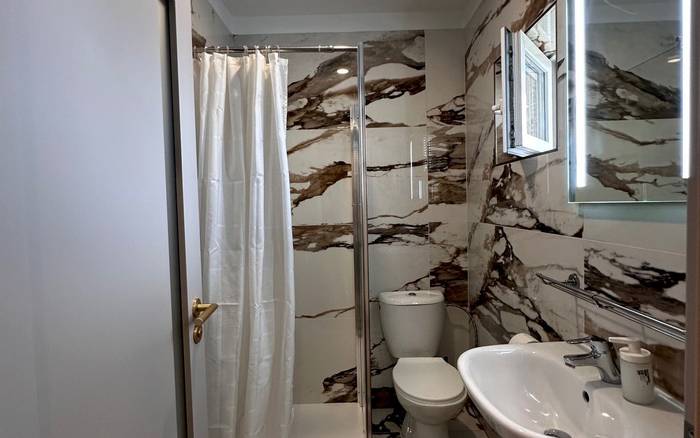 Apartmán POSCHODIE s balkónom & výhľadom
