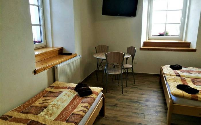 Třílůžkový apartmán č. 7