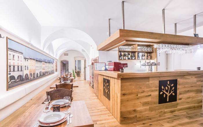 Restaurace