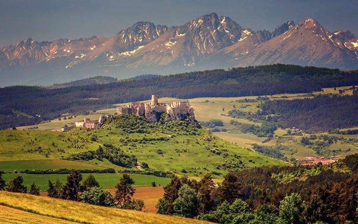 spišská hrad - levočské vrchy - vysoké tatry 